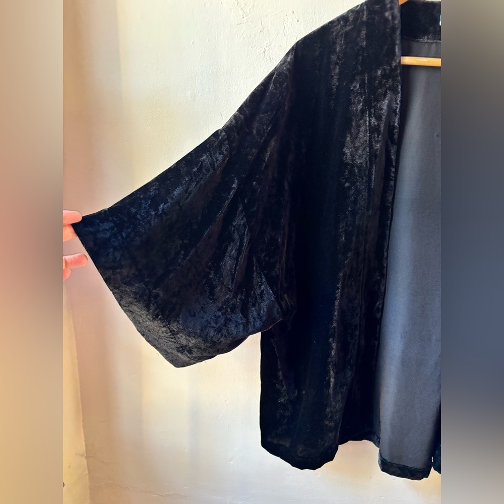 Ann Taylor Loft Black Velvet Jacket Kimono Sleeve - Picture 9 of 9